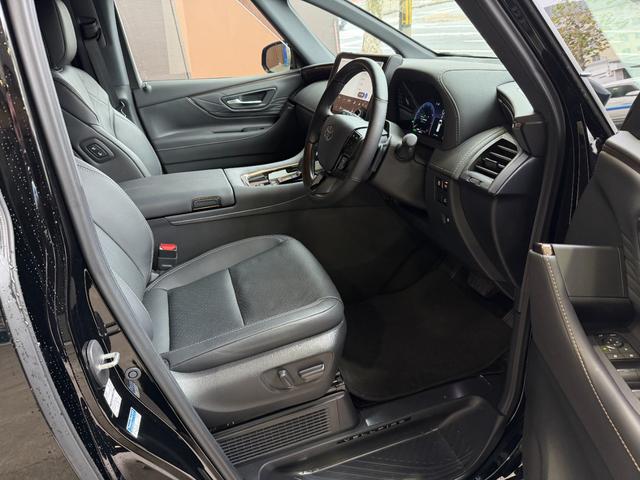 ヴェルファイアハイブリッド Z プレミア 寒冷地仕様 ムーンルーフ フリップダウンモニタ デジタルインナーミラー 電動サンシェード ヘッドアップディスプレイ パノラミックビュー全方位モニタ アドバンスドパークリモート機能付き ブラインドモニタ(33枚目)