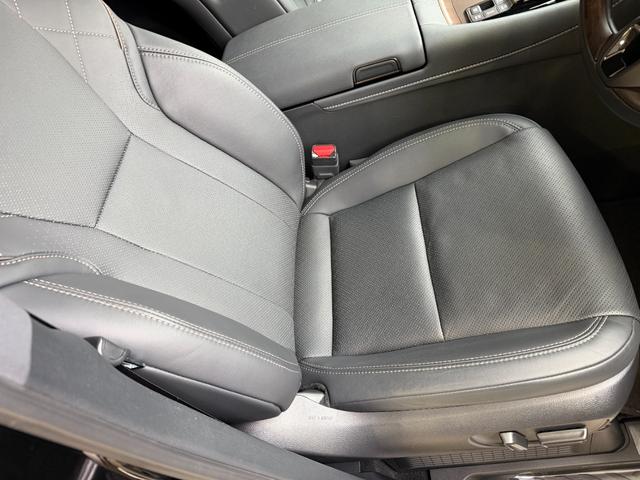 ヴェルファイアハイブリッド Z プレミア 寒冷地仕様 ムーンルーフ フリップダウンモニタ デジタルインナーミラー 電動サンシェード ヘッドアップディスプレイ パノラミックビュー全方位モニタ アドバンスドパークリモート機能付き ブラインドモニタ(35枚目)