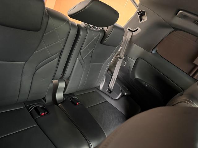 ヴェルファイアハイブリッド Z プレミア 寒冷地仕様 ムーンルーフ フリップダウンモニタ デジタルインナーミラー 電動サンシェード ヘッドアップディスプレイ パノラミックビュー全方位モニタ アドバンスドパークリモート機能付き ブラインドモニタ(70枚目)