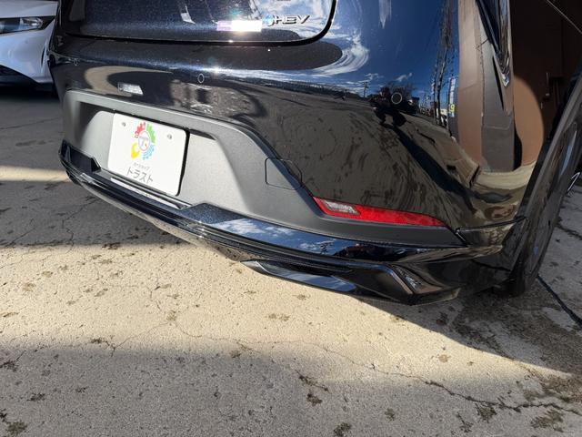 プリウス U モデリスタフルエアロ・イルミブレード・パノラミックビュー全方位モニタ・寒冷地仕様(本州仕入)・地デジ・ETC・ステアリングヒーター・シートヒーター・ブラインドスポットモニタ・安心降車アシスト(6枚目)