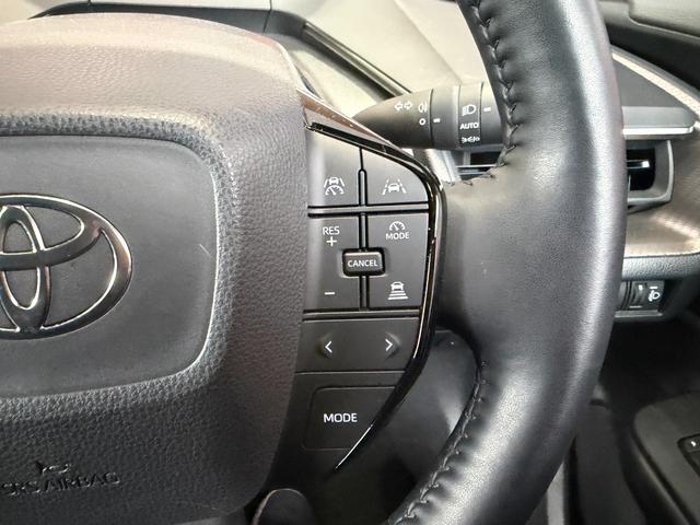 �N���[�Y�R���g���[���Ȃǂ�ݒ肵�Ă����܂��B