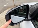 死角に車がいると光ってお知らせブラインドスポットモニタ(メーカーオプション)66000円 後方監視もセットになります。そしてしっかり熱線入っております。