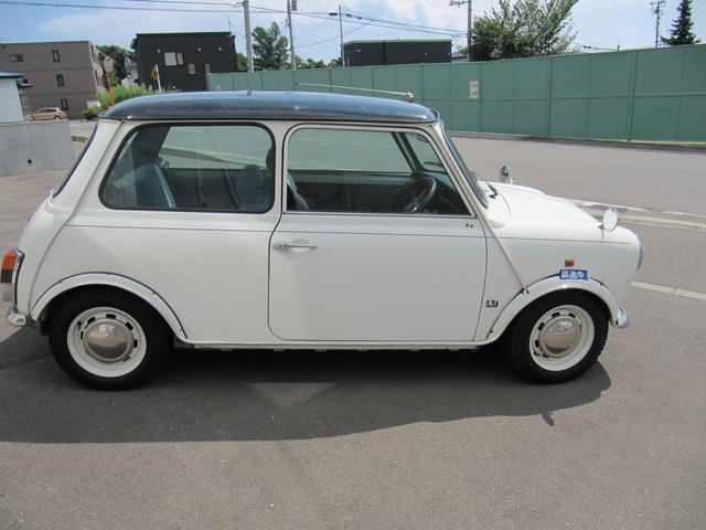 ミニ MINI メイフェア1.3AUTO 社外コンポ 4速 ミニ MINI メイフェア1.3AUTO 社外コンポ 4速