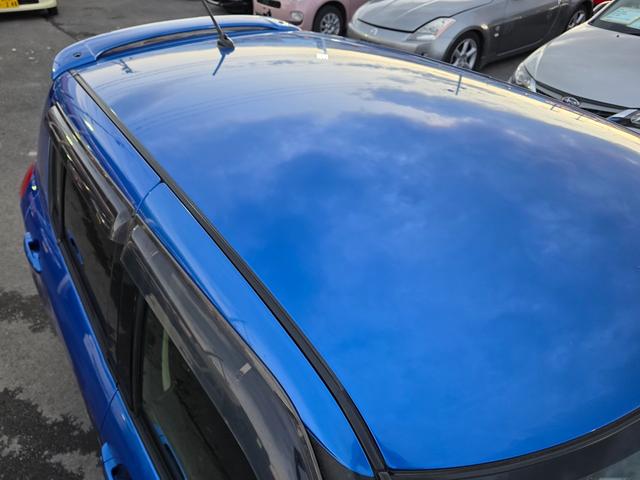 スイフト ＸＧエアロ　４ＷＤ　マニュアル　スマートキー　バックカメラ　ナビ　ＴＶ　シートヒーター　フォグライト　オートエアコン　タイミングチェーン（9枚目）