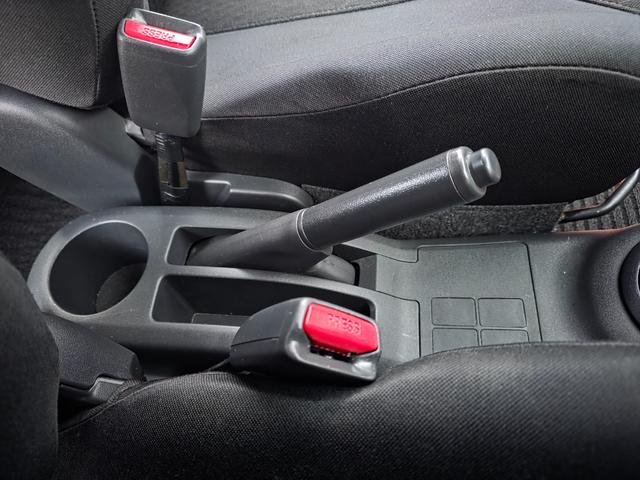 ヴィッツ ＲＳ　２ＷＤ　マニュアル　プッシュスタート　ナビ　ＴＶ　ＥＴＣ　ＨＩＤ　タイミングチェーン（33枚目）