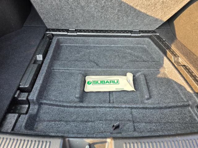 インプレッサスポーツワゴン １５ｉ　４ＷＤ　マニュアル　ＨＩＤ　キーレス　フォグライト　ＥＴＣ　ＡＢＳ（27枚目）