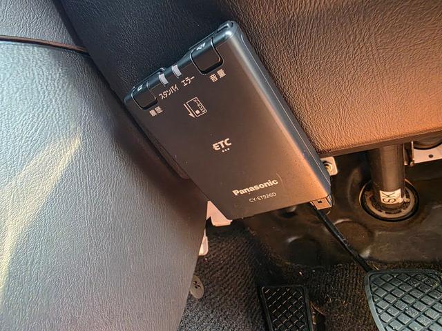 インプレッサスポーツワゴン １５ｉ　４ＷＤ　マニュアル　ＨＩＤ　キーレス　フォグライト　ＥＴＣ　ＡＢＳ（34枚目）