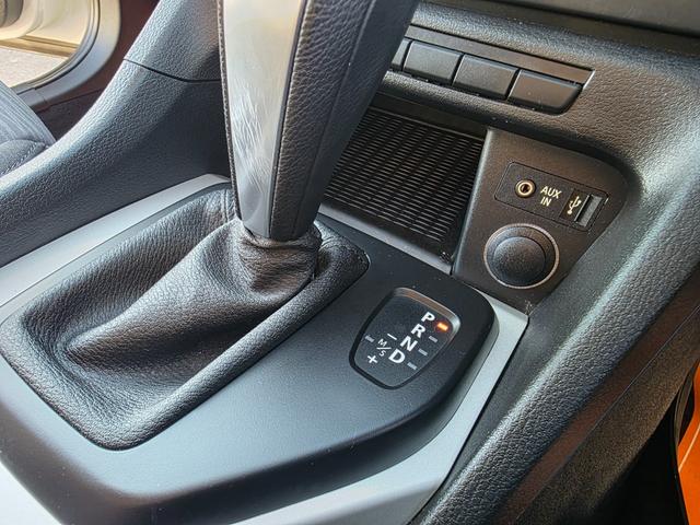 X1 sDrive 18i プッシュスタート 6AT FR バックモニター HID ディーラー記録簿 オートライト タイミングチェーン(30枚目)