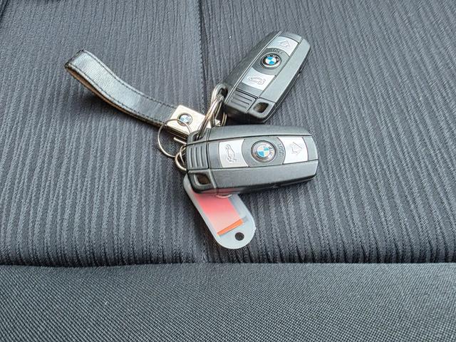 X1 sDrive 18i プッシュスタート 6AT FR バックモニター HID ディーラー記録簿 オートライト タイミングチェーン(39枚目)