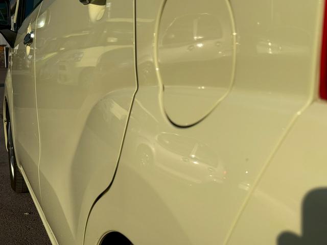 ムーヴ Ｘ　ＳＡＩＩ　４ＷＤ　プッシュスタート　衝突軽減ブレーキ　横滑り防止装置　Ｂｌｕｅｔｏｏｔｈ　禁煙車　ＥＴＣ　ナビ　ＴＶ　バックカメラ　オートライト　オートエアコン　タイミングチェーン（13枚目）