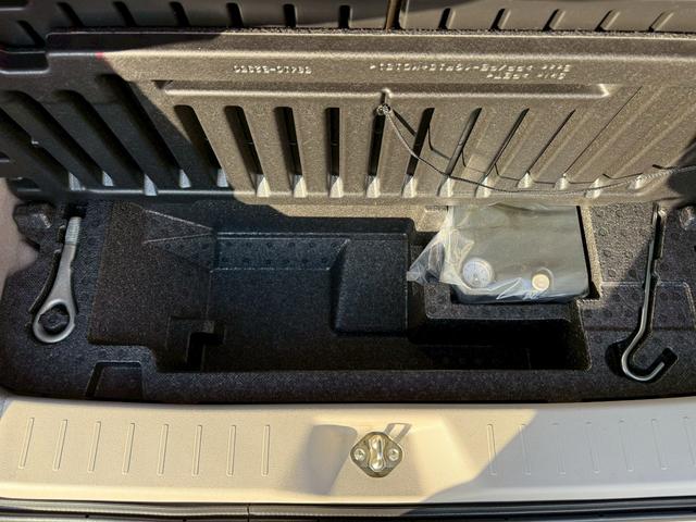 ムーヴ Ｘ　ＳＡＩＩ　４ＷＤ　プッシュスタート　衝突軽減ブレーキ　横滑り防止装置　Ｂｌｕｅｔｏｏｔｈ　禁煙車　ＥＴＣ　ナビ　ＴＶ　バックカメラ　オートライト　オートエアコン　タイミングチェーン（25枚目）