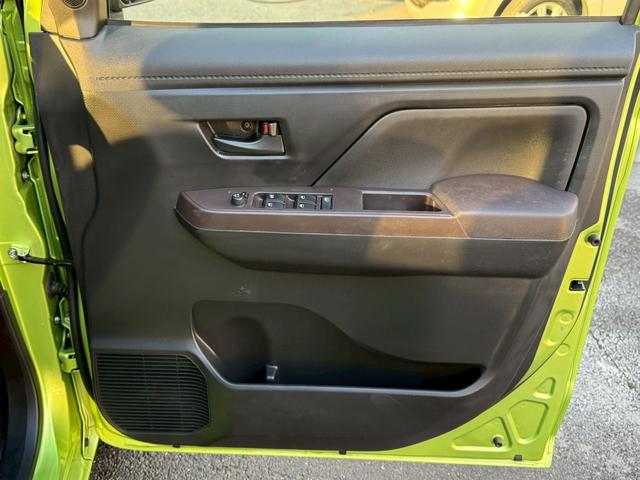 ルーミー G S 4WD 一年保証付 プッシュスタート Bluetooth 衝突軽減ブレーキ 横滑り防止装置 両側パワスラ 禁煙車 オートクルーズ ナビ バックカメラ ETC タイミングチェーン(42枚目)