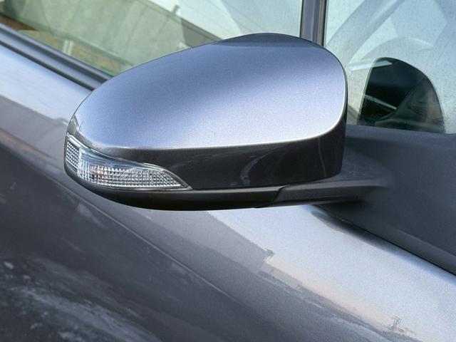 ヴィッツ U プッシュスタート Bluetooth ナビ TV オートライト ETC シートヒーター オートエアコン タイミングチェーン(16枚目)