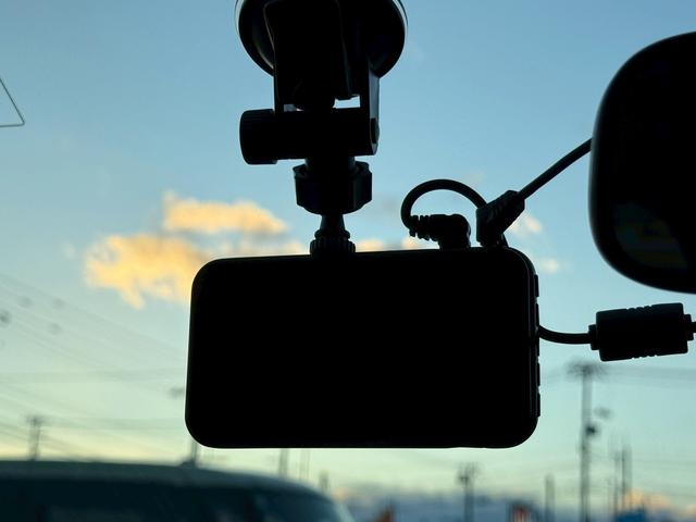 ヴィッツ U プッシュスタート Bluetooth ナビ TV オートライト ETC シートヒーター オートエアコン タイミングチェーン(42枚目)