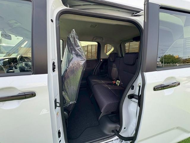 ムーヴ ＲＳ　ダンディスポーツ　４ＷＤ　届出済未使用車　ターボ　パノラマモニター　スマートアシスト　誤発進抑制機能　全車速追従クルコン　車線逸脱警報　コーナーセンサー　両側パワースライドドア　ＵＳＢ端子　オートブレーキホールド　ＬＥＤライト　純正１５ＡＷ（14枚目）