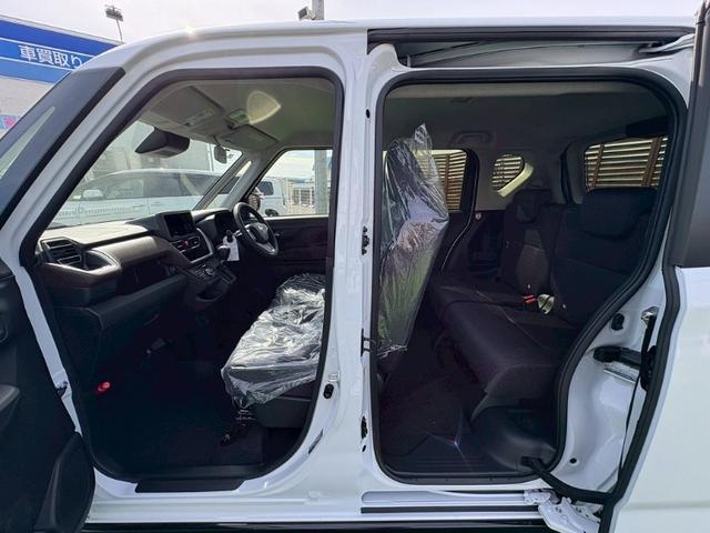 ムーヴ ＲＳ　ダンディスポーツ　４ＷＤ　届出済未使用車　ターボ　パノラマモニター　スマートアシスト　誤発進抑制機能　全車速追従クルコン　車線逸脱警報　コーナーセンサー　両側パワースライドドア　ＵＳＢ端子　オートブレーキホールド　ＬＥＤライト　純正１５ＡＷ（15枚目）