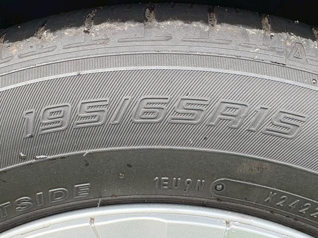 プリウス ＳセーフティプラスＩＩ　４ＷＤ　レンタアップ　ＢＳＭ　禁煙　後期型　ナビ機能付きディスプレイオーディオ　Ｂｌｕｅｔｏｏｔｈ　バックカメラ　ＥＴＣ２．０　レーダークルコン　クリアランスソナー　ＬＥＤヘッドライト　フォグ　オートハイビーム　純正アルミ（39枚目）