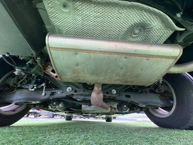 プリウス ＳセーフティプラスＩＩ　４ＷＤ　レンタアップ　ＢＳＭ　禁煙　後期型　ナビ機能付きディスプレイオーディオ　Ｂｌｕｅｔｏｏｔｈ　バックカメラ　ＥＴＣ２．０　レーダークルコン　クリアランスソナー　ＬＥＤヘッドライト　フォグ　オートハイビーム　純正アルミ（42枚目）