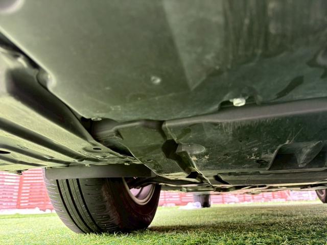 プリウス ＳセーフティプラスＩＩ　４ＷＤ　レンタアップ　ＢＳＭ　禁煙　後期型　ナビ機能付きディスプレイオーディオ　Ｂｌｕｅｔｏｏｔｈ　バックカメラ　ＥＴＣ２．０　レーダークルコン　クリアランスソナー　ＬＥＤヘッドライト　フォグ　オートハイビーム　純正アルミ（45枚目）