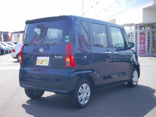 X 4WD・禁煙車・衝突軽減・横滑り防止・コーナーセンサー・アイドリングストップ・スマートキー・Pスタート・片側自動ドア・シートヒーター・LEDライト・ステリモ・Bカメラ・オートA/C・電カクミラー(5枚目)