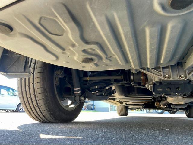 アエラス プレミアムエディション 4WD・純正HDDナビ(8インチ)・禁煙車・両側電動スライドドア・フルセグ・コーナーセンサー・電動ハーフレザーシート・プッシュスタート・スマートキー・HIDヘッドライト・純正17インチアルミ(35枚目)