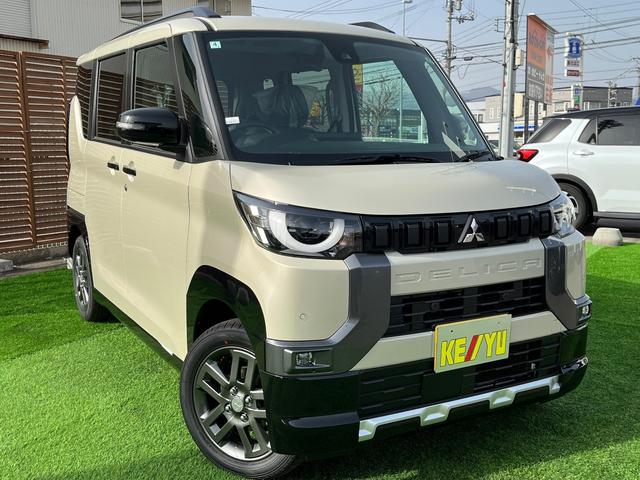 デリカミニ Ｔ　プレミアム　４ＷＤ　届出済み未使用車　ステアリングヒーター　両側電動スライドドア　レーダークルーズコントロール　衝突軽減システム　ハーフレザーシート　オートハイビーム　アイドリングストップ　ＬＥＤ　フォグ　禁煙車（5枚目）