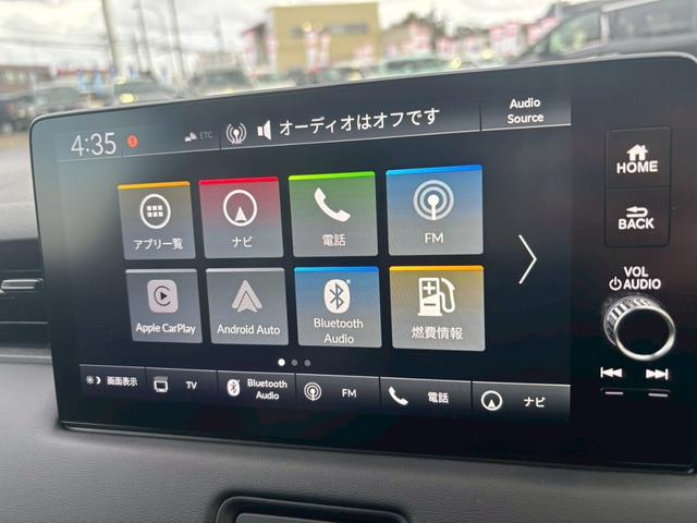 ヴェゼル ｅ：ＨＥＶ　Ｚ　届出済未使用車　４ＷＤ　純正９インチディスプレイ　Ｂｌｕｅｔｏｏｔｈ　アラウンドビューモニター　寒冷地仕様　パワーバックドア　ブラインドスポットモニター　クルコン　レーンアシスト　クリアランスソナー（18枚目）