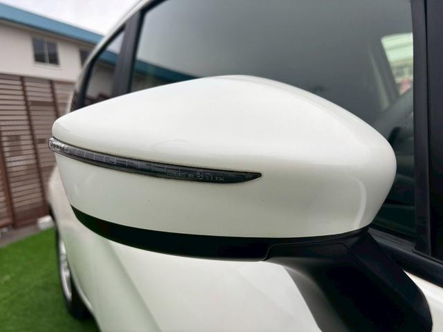 ノート Ｘ　ＦＯＵＲ　パートタイム４ＷＤ　社外フルセグナビ　バックカメラ　Ｂｌｕｅｔｏｏｔｈ　衝突軽減防止　横滑り防止　レーンアシスト　電動格納ミラー　ミラーウインカー　スペアキー　ＣＤ・ＤＶＤ再生　社外ホイール　禁煙車（35枚目）