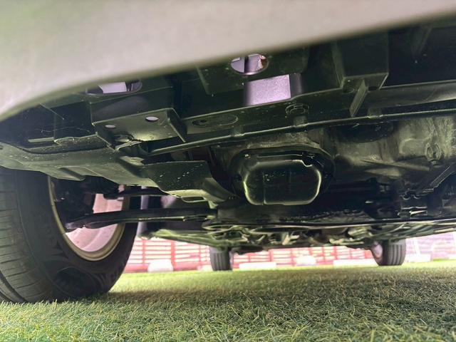 ノート Ｘ　ＦＯＵＲ　パートタイム４ＷＤ　社外フルセグナビ　バックカメラ　Ｂｌｕｅｔｏｏｔｈ　衝突軽減防止　横滑り防止　レーンアシスト　電動格納ミラー　ミラーウインカー　スペアキー　ＣＤ・ＤＶＤ再生　社外ホイール　禁煙車（39枚目）