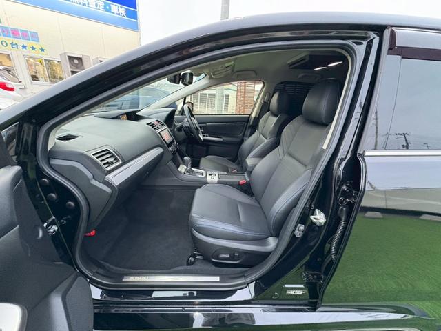 レヴォーグ １．６ＧＴ－Ｓアイサイト　４ＷＤ　社外フルセグナビ　ＳＴＩリップ　バックカメラ　フリップダウンモニター　衝突軽減　レーダークルコン　クリアランスソナー　レーンアシスト　パドルシフト　ブラインドスポットモニター　シートヒーター（12枚目）