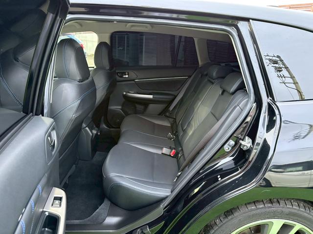 レヴォーグ １．６ＧＴ－Ｓアイサイト　４ＷＤ　社外フルセグナビ　ＳＴＩリップ　バックカメラ　フリップダウンモニター　衝突軽減　レーダークルコン　クリアランスソナー　レーンアシスト　パドルシフト　ブラインドスポットモニター　シートヒーター（13枚目）