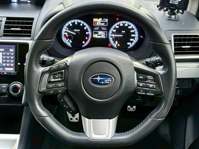 レヴォーグ １．６ＧＴ－Ｓアイサイト　４ＷＤ　社外フルセグナビ　ＳＴＩリップ　バックカメラ　フリップダウンモニター　衝突軽減　レーダークルコン　クリアランスソナー　レーンアシスト　パドルシフト　ブラインドスポットモニター　シートヒーター（17枚目）