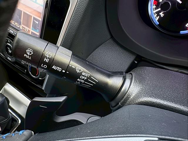 レヴォーグ １．６ＧＴ－Ｓアイサイト　４ＷＤ　社外フルセグナビ　ＳＴＩリップ　バックカメラ　フリップダウンモニター　衝突軽減　レーダークルコン　クリアランスソナー　レーンアシスト　パドルシフト　ブラインドスポットモニター　シートヒーター（32枚目）