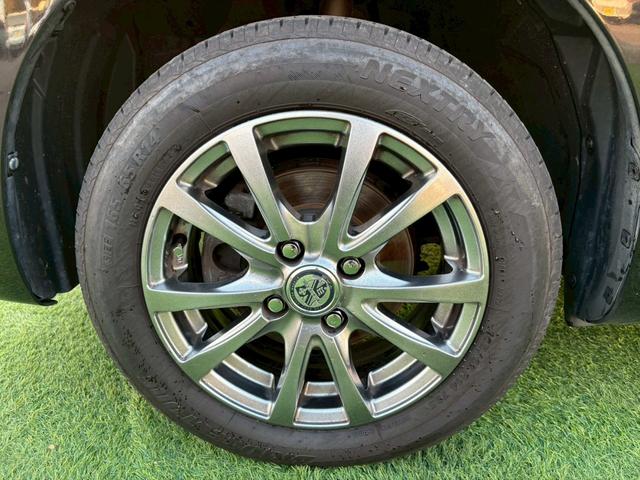 パッソ モーダ S 4WD 社外フルセグナビ 純正エンジンスターター 寒冷地仕様 バックカメラ Bluetooth 衝突軽減 レーンアシスト アイドリングストップ 電動格納ミラー シートヒーター スペアキー ETC 禁煙(35枚目)