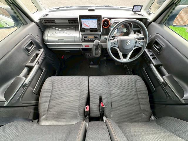 スペーシアギア ハイブリッドＸＺ　ターボ　４ＷＤ　社外フルセグナビ　社外エンジンスターター　両側電動スライドドア　ルーフレール　寒冷地仕様　バックカメラ　Ｂｌｕｅｔｏｏｔｈ　衝突軽減　クルコン　パドルシフト　レーンアシスト　シートヒーター（3枚目）