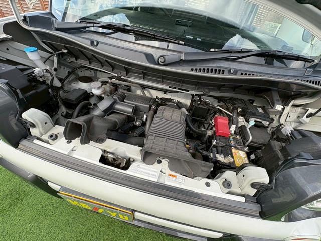 スペーシアギア ハイブリッドＸＺ　ターボ　４ＷＤ　社外フルセグナビ　社外エンジンスターター　両側電動スライドドア　ルーフレール　寒冷地仕様　バックカメラ　Ｂｌｕｅｔｏｏｔｈ　衝突軽減　クルコン　パドルシフト　レーンアシスト　シートヒーター（48枚目）