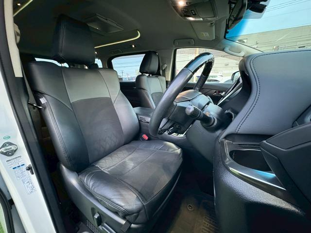 アルファードハイブリッド SR 4WD 純正9インチフルセグナビ 両側電動スライドドア パワーバックドア 寒冷地仕様 後席11型モニター バックカメラ Bluetooth クルコン クリアランスソナー スペアキー ETC 禁煙車(12枚目)