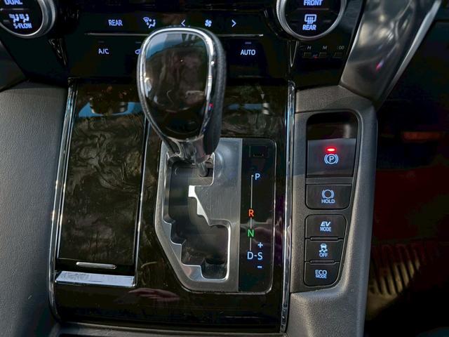 アルファードハイブリッド SR 4WD 純正9インチフルセグナビ 両側電動スライドドア パワーバックドア 寒冷地仕様 後席11型モニター バックカメラ Bluetooth クルコン クリアランスソナー スペアキー ETC 禁煙車(24枚目)