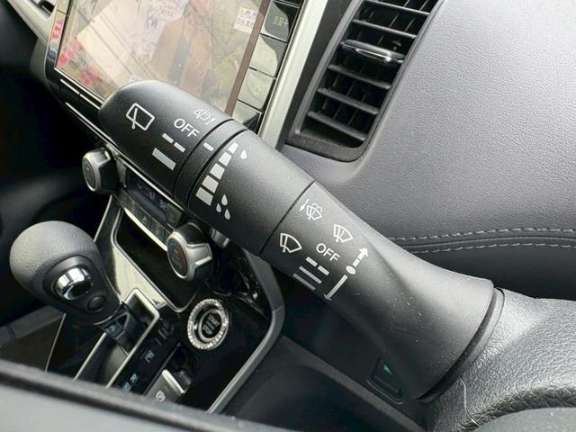 セレナ ハイウェイスターV 4WD 純正10インチフルセグナビ 純正エンジンスターター 電動自動ハンズフリースライドア アラウンドビュー Bluetooth 衝突軽減 パークアシスト ブラインドスポットモニター シートヒーター(34枚目)