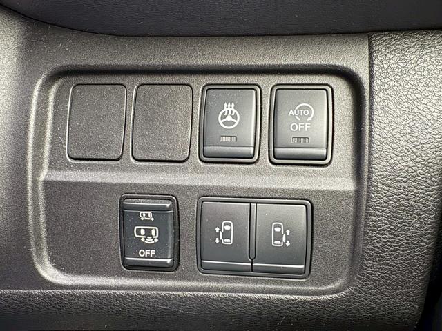 セレナ ハイウェイスターV 4WD 純正10インチフルセグナビ 純正エンジンスターター 電動自動ハンズフリースライドア アラウンドビュー Bluetooth 衝突軽減 パークアシスト ブラインドスポットモニター シートヒーター(36枚目)