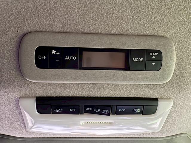 セレナ ハイウェイスターV 4WD 純正10インチフルセグナビ 純正エンジンスターター 電動自動ハンズフリースライドア アラウンドビュー Bluetooth 衝突軽減 パークアシスト ブラインドスポットモニター シートヒーター(38枚目)