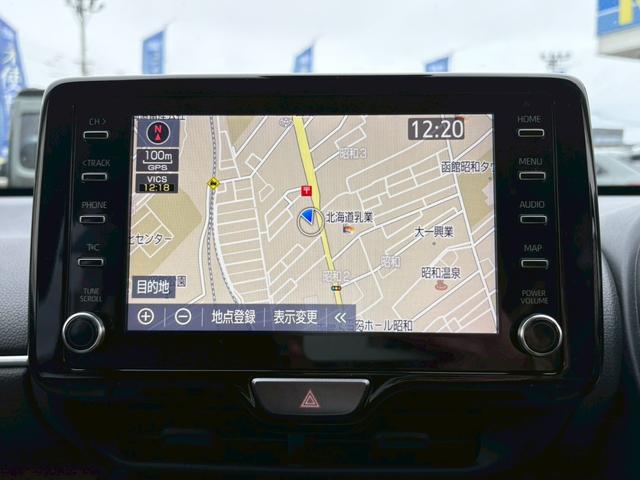 ヤリスクロス ハイブリッドＺ　４ＷＤ　トヨタセーフティセンス　禁煙　ＢＳＭ　ナビ機能付きディスプレイオーディオ　パノラミックビューモニター　フルセグＴＶ　Ｂｌｕｅｔｏｏｔｈ　ＥＴＣ　ＡＣ１００Ｖ電源　ハンズフリーパワーバックドア　レーダークルコン　シートヒーター（20枚目）