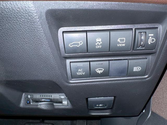 ヤリスクロス ハイブリッドＺ　４ＷＤ　トヨタセーフティセンス　禁煙　ＢＳＭ　ナビ機能付きディスプレイオーディオ　パノラミックビューモニター　フルセグＴＶ　Ｂｌｕｅｔｏｏｔｈ　ＥＴＣ　ＡＣ１００Ｖ電源　ハンズフリーパワーバックドア　レーダークルコン　シートヒーター（33枚目）