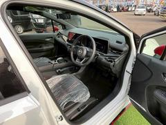 ☆修復歴表示を自社基準では無く、公的機関「（財）日本自動車査定協会」の基準を採用し、全車に修復歴の有無や箇所、程度を明記☆ 4