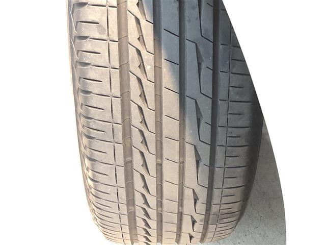 ハリアー Ｚ　レザーパッケージ　イモビ　バックモニター　プリクラッシュセーフティ　ＬＥＤヘッド　クルコン　横滑防止装置　メディアプレイヤー接続　地デジＴＶ　レザーシート　ドライブレコーダー　４ＷＤ　スマートキー　ＥＴＣ　寒冷地　ＴＶ（35枚目）