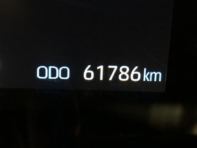 ヤリス X 追突防止装置 VSC スマートキー&プッシュスタート イモビライザー 寒冷地仕様 Bカメラ マニュアルエアコン ETC付 ナビ Aクルコン レンタアップ 4WD パワーウインドウ ABS キーレス(36枚目)