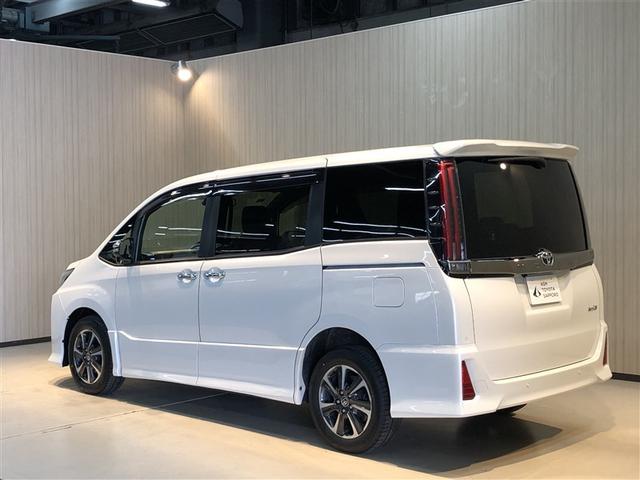 ノア Si ダブルバイビーIII 両側電動ドア リアオートエアコン アルミ バックモニター フルフラット オートクルーズコントロール キーレス LEDヘッドライト ナビ&TV オートエアコン 4WD DVD 盗難防止装置 フルセグTV(8枚目)