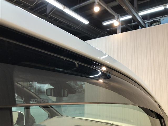 ノア Si ダブルバイビーIII 両側電動ドア リアオートエアコン アルミ バックモニター フルフラット オートクルーズコントロール キーレス LEDヘッドライト ナビ&TV オートエアコン 4WD DVD 盗難防止装置 フルセグTV(15枚目)