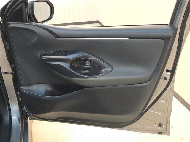 ヤリス Ｘ　追突防止装置　ＶＳＣ　スマートキー＆プッシュスタート　イモビライザー　寒冷地仕様　Ｂカメラ　マニュアルエアコン　ＥＴＣ付　ナビ　Ａクルコン　レンタアップ　４ＷＤ　パワーウインドウ　ＡＢＳ　キーレス（12枚目）