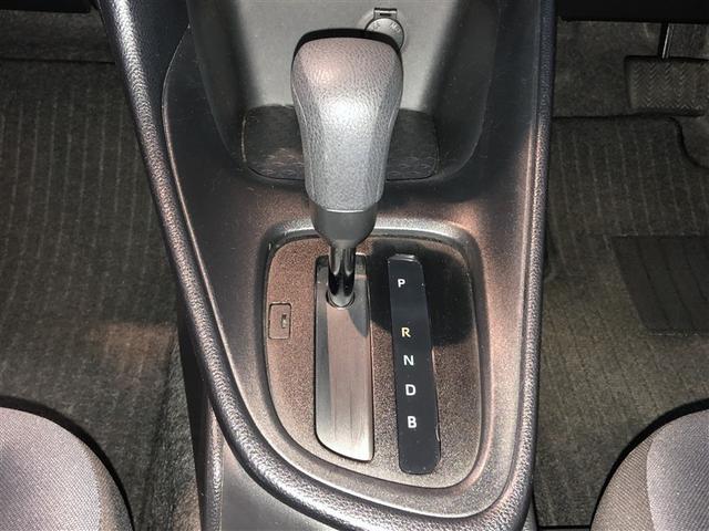 ヤリス Ｘ　追突防止装置　ＶＳＣ　スマートキー＆プッシュスタート　イモビライザー　寒冷地仕様　Ｂカメラ　マニュアルエアコン　ＥＴＣ付　ナビ　Ａクルコン　レンタアップ　４ＷＤ　パワーウインドウ　ＡＢＳ　キーレス（18枚目）